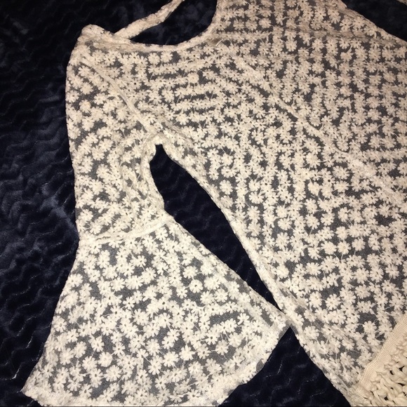 🚫SOLD LOCAL🚫NEW Size XS/S Bohemian Top/Cover up - Picture 3 of 4